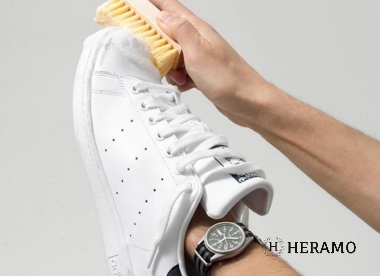 Heramo.com - Giặt giày sneakers trắng